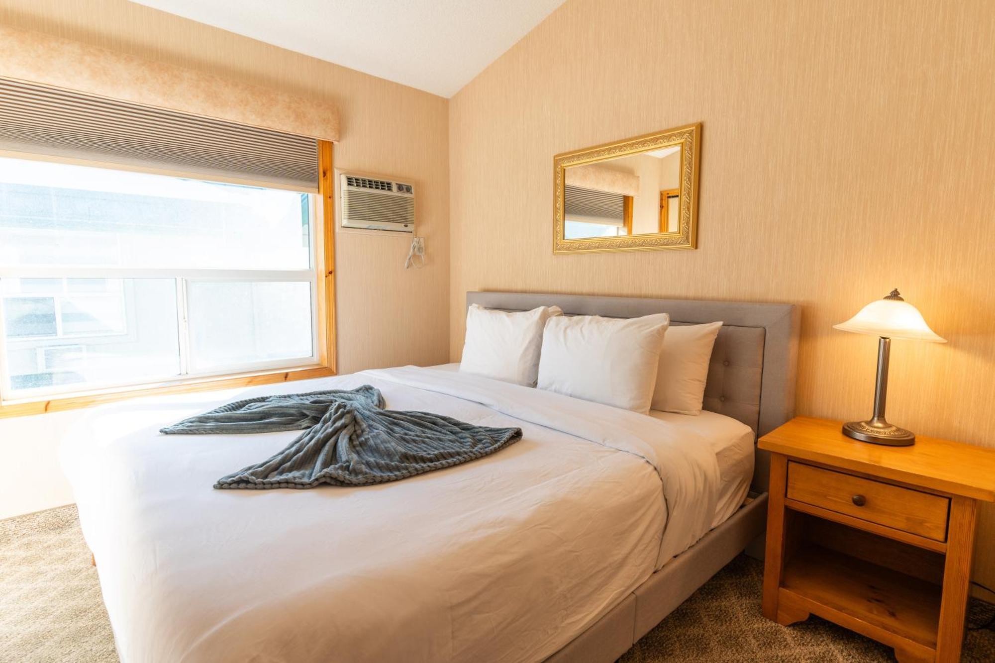 קאנמור Banff Woods Lodge מראה חיצוני תמונה